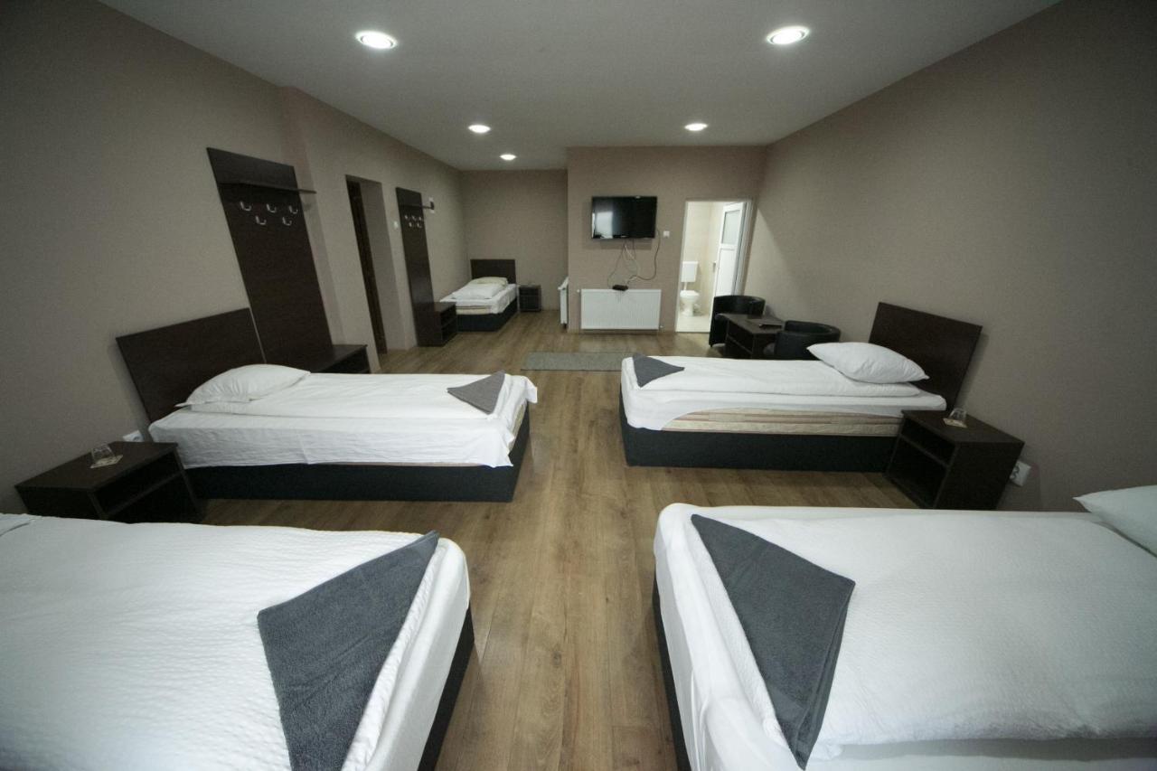 Motel Napsugar Panzio Lunga  Exterior foto