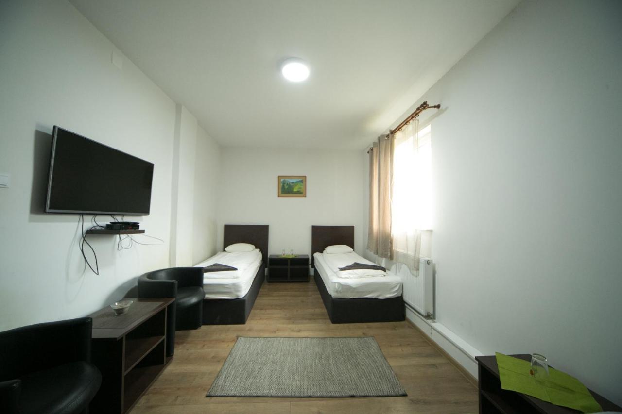 Motel Napsugar Panzio Lunga  Exterior foto